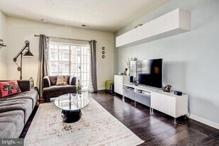 4525 Champions Run in Cherry Hill Township, NJ - Building Photo