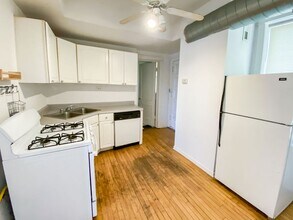 5102 N Winchester Ave, Unit 3 in Chicago, IL - Building Photo - Building Photo