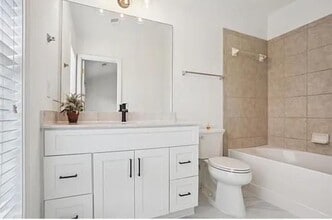 1386 Thornborough Dr in Alpharetta, GA - Building Photo - Building Photo