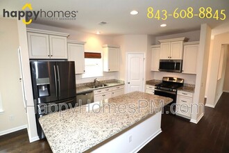 1718 Emmets Rd in Johns Island, SC - Building Photo - Building Photo