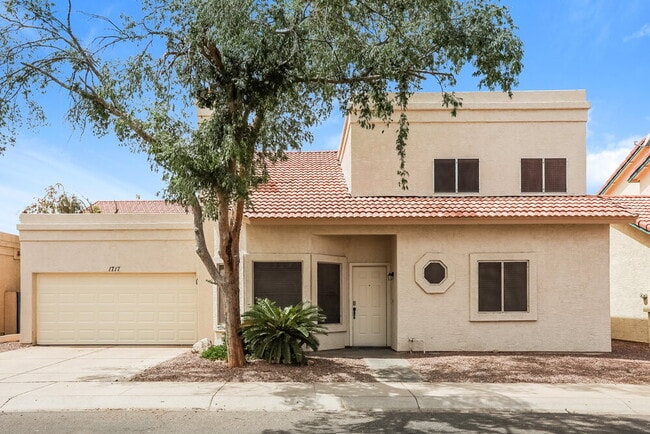 property at 1717 E Geronimo St