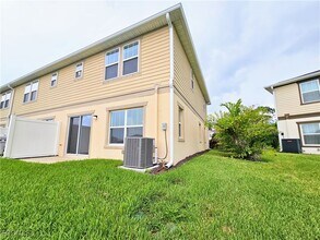 15001 Caspian Tern Ct in North Fort Myers, FL - Building Photo - Building Photo