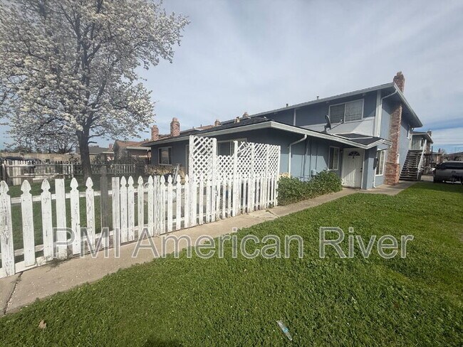 75 Nedra Ct in Sacramento, CA - Building Photo - Building Photo