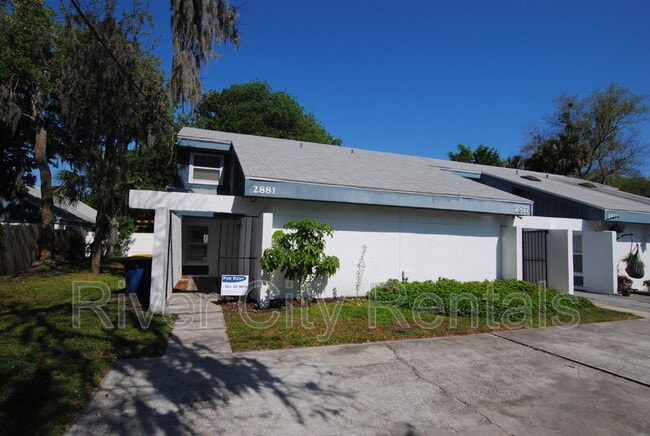 property at 2877 Wonderwood Ln