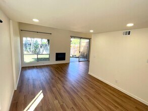 140 Coop St in Encinitas, CA - Building Photo - Building Photo