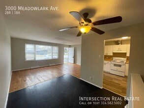 3000 Meadowlark Ave in Jennings, MO - Building Photo - Building Photo