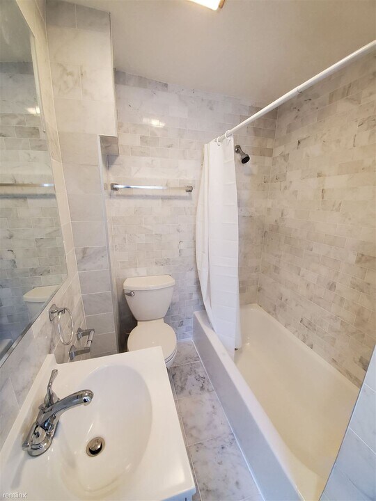 289 Hancock St-Unit -Apt 3A in Boston, MA - Building Photo