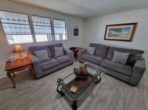 1401 W Hwy 50 in Clermont, FL - Building Photo - Building Photo