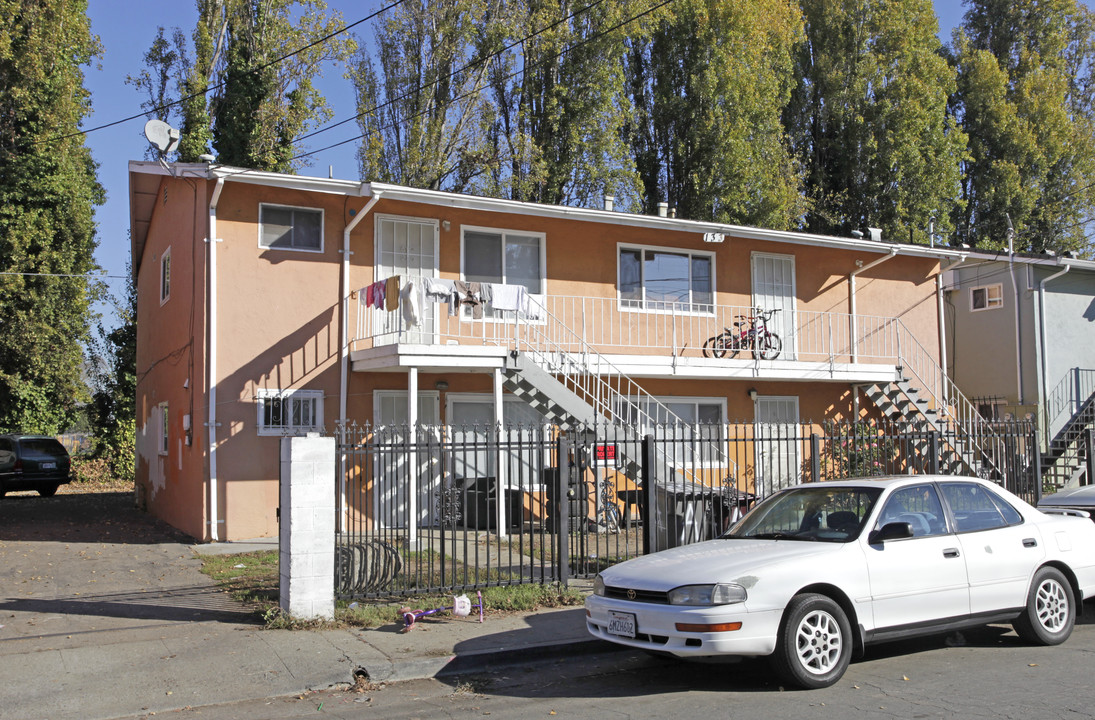 133 Catron Dr in Oakland, CA - Foto de edificio