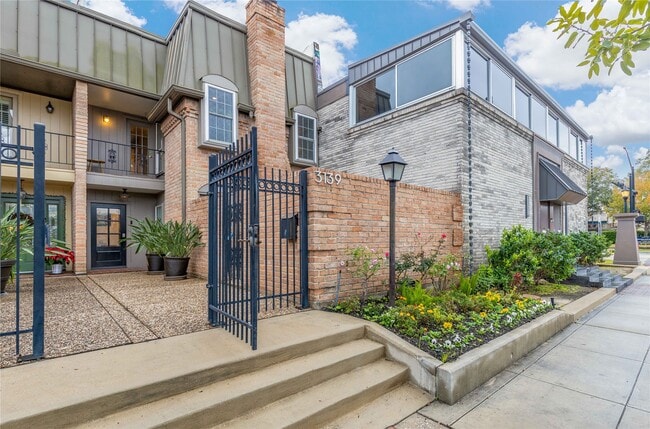 3139 Bissonnet St in Houston, TX - Building Photo - Building Photo