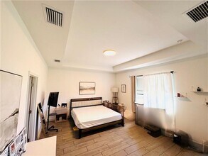 11247 Canopy Loop in Ft. Myers, FL - Building Photo - Building Photo