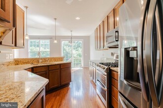 11886 Benton Lake Rd in Bristow, VA - Building Photo - Building Photo