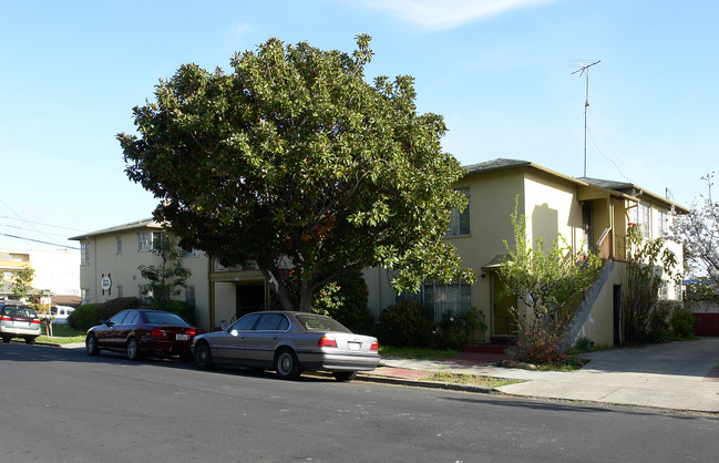 101 Arch St in Redwood City, CA - Building Photo - Building Photo