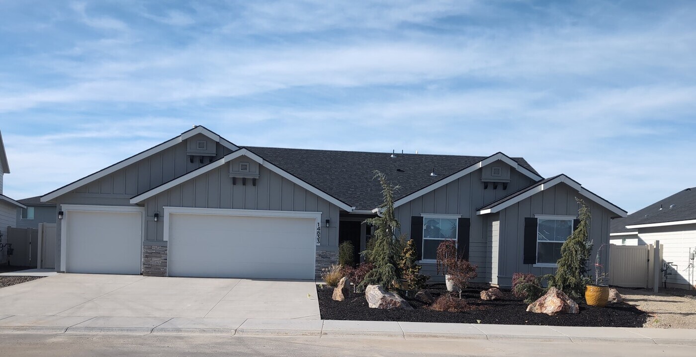 14833 N Ninja Wy in Nampa, ID - Building Photo