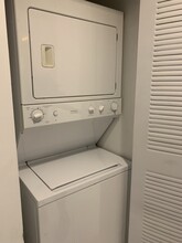 133 NE 2nd Ave, Unit 301 in Miami, FL - Foto de edificio - Building Photo