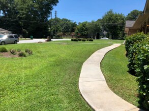 2840 Bonanza Dr in Decatur, GA - Building Photo - Building Photo