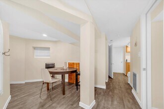 2212 W Iowa St in Chicago, IL - Building Photo - Building Photo