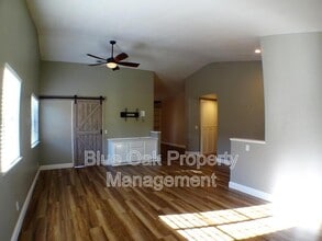 3008 California Park Dr in Chico, CA - Building Photo - Building Photo