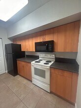 10148 NW 33rd St-Unit -10148-C1 - Bostonian in Coral Springs, FL - Building Photo - Building Photo