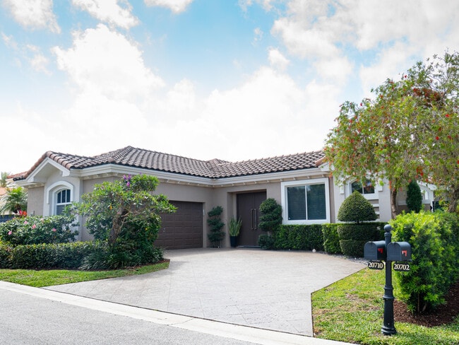 20710 NW 29th Ave in Boca Raton, FL - Building Photo - Building Photo