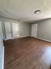 111 E Cherry St in Brownsville, TN - Building Photo - Building Photo