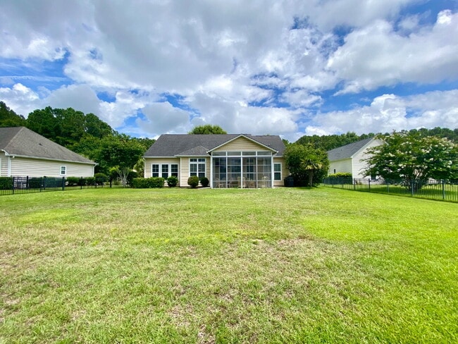 15 Greatwood Dr in Bluffton, SC - Building Photo - Building Photo