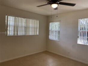 928 W Camino Real in Boca Raton, FL - Building Photo - Building Photo
