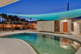 2393 N San Clemente Rd in Palm Springs, CA - Building Photo - Building Photo