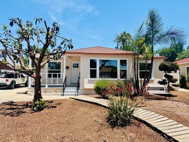 6533 Balcom Ave in Reseda, CA - Building Photo