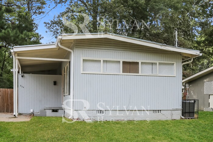 654 Piermont St in Jackson, MS - Building Photo