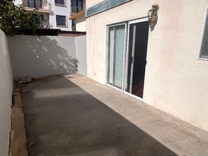 293 N Hill Ave in Pasadena, CA - Building Photo - Building Photo