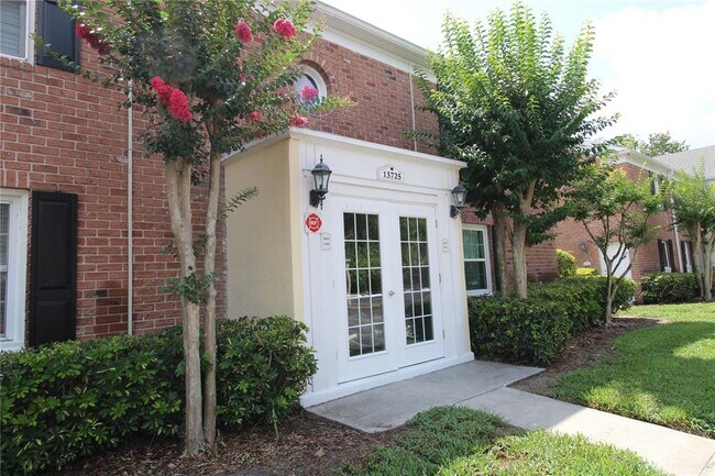13725 Juniper Blossom Dr in Tampa, FL - Building Photo - Building Photo