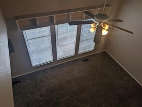 1029 Rambling Oaks Dr in Norman, OK - Foto de edificio - Building Photo