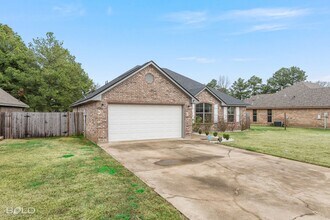 149 Lola Cir in Benton, LA - Building Photo - Building Photo
