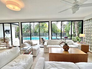 4408 Monroe St in Hollywood, FL - Building Photo - Building Photo