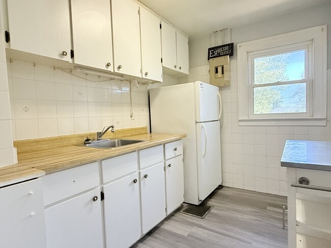 property at 1650 Goyeau St