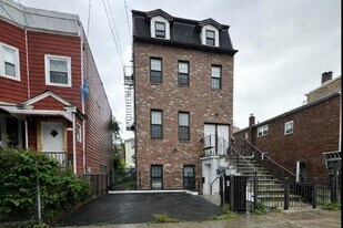 585 Bramhall Ave, Unit 3 in Jersey City, NJ - Building Photo