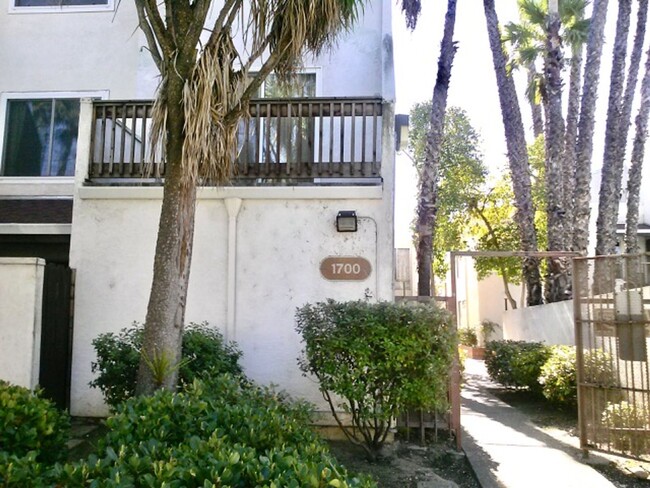 property at 1700 Laguna St