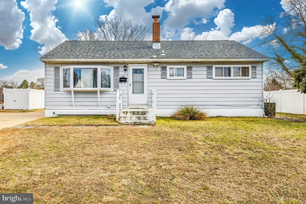 218 MacClelland Ave in Glassboro, NJ - Foto de edificio