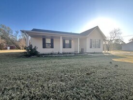 125 Billings Dr in Atoka, TN - Building Photo