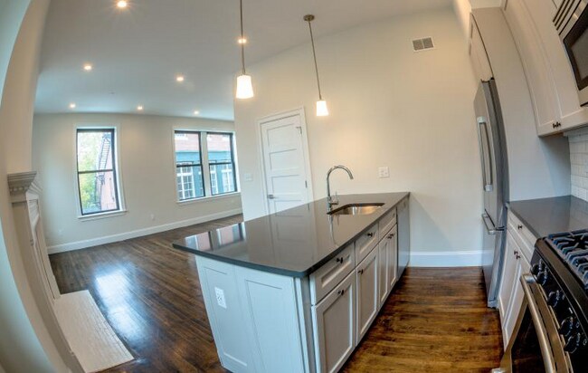 9 New St in Boston, MA - Building Photo - Building Photo