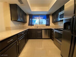 2643 Red Rock St in Las Vegas, NV - Building Photo - Building Photo