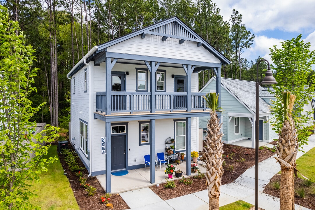 Cadia Nexton in Summerville, SC - Building Photo