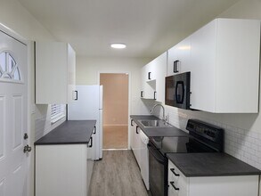 3474 S Grape St in Denver, CO - Building Photo - Building Photo