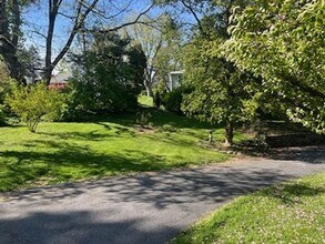 2820 Cumberland Blvd in Camp Hill, PA - Building Photo - Building Photo