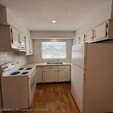 317 E Main St in Avon Park, FL - Building Photo - Building Photo