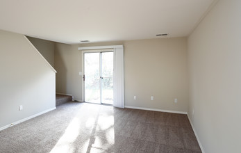 Eagle Ridge Apartments in Dayton, OH - Building Photo - Interior Photo