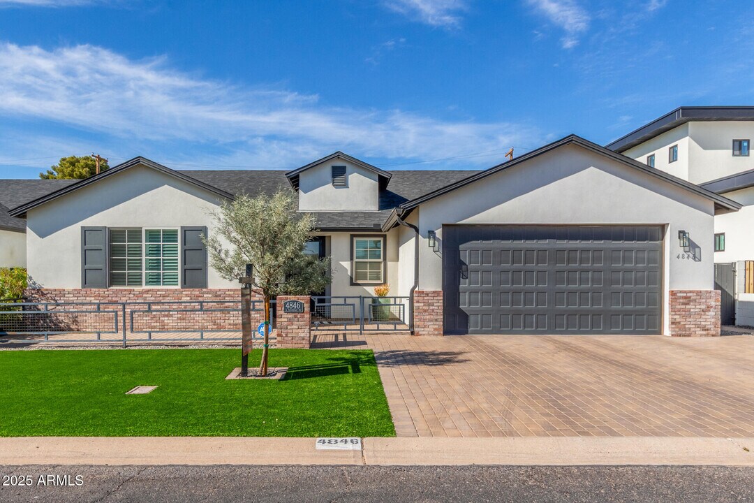 4846 E Piccadilly Rd in Phoenix, AZ - Building Photo