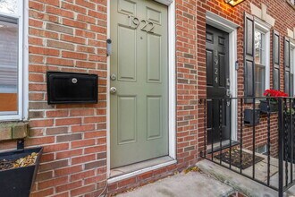 1922 Montrose St in Philadelphia, PA - Building Photo - Building Photo