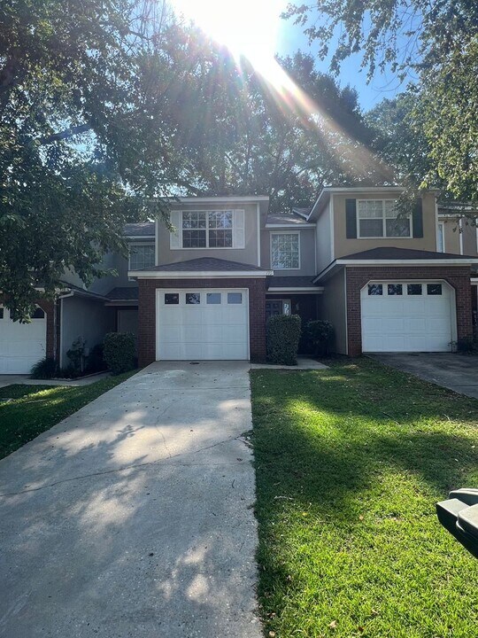 176 Woodmere Dr in Enterprise, AL - Building Photo